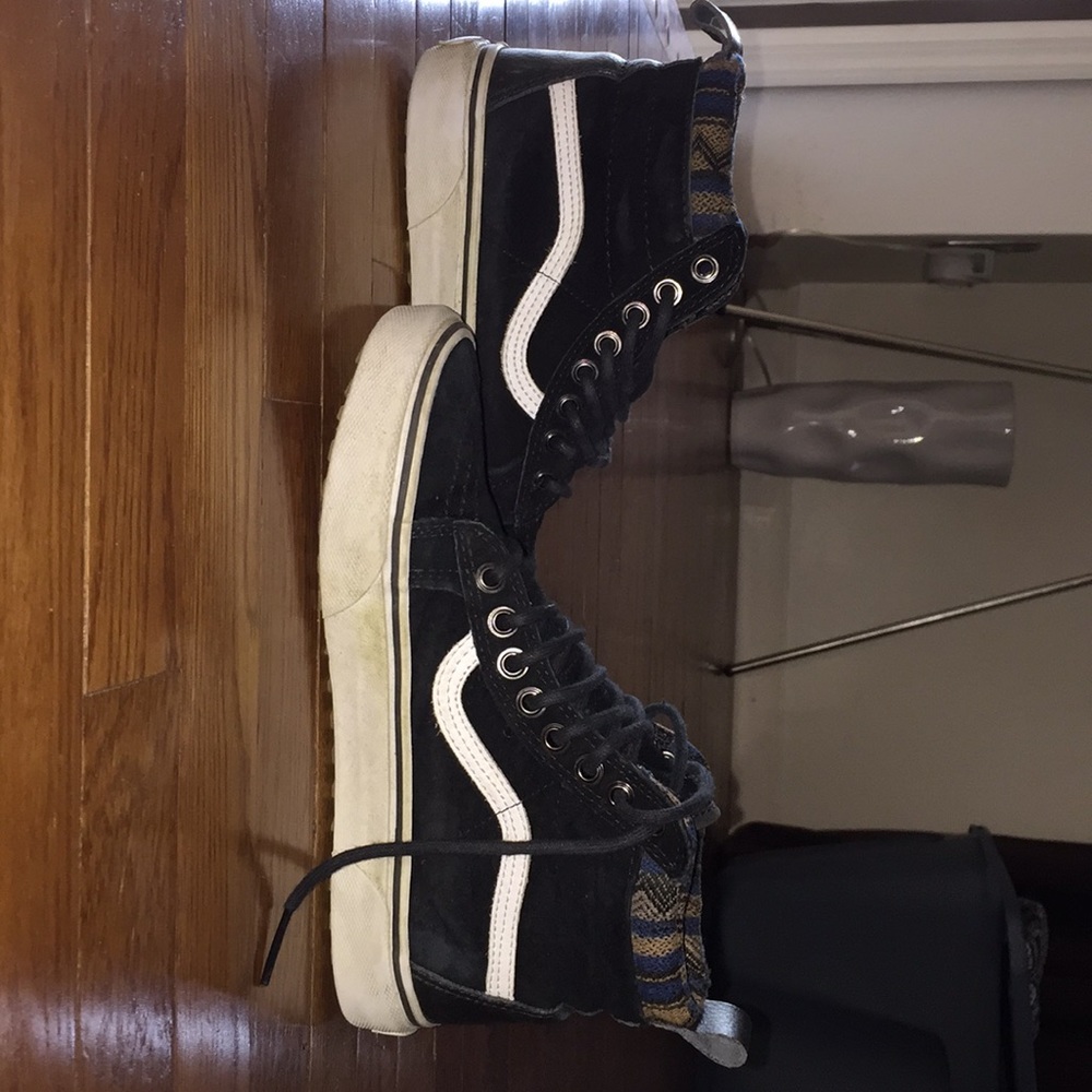 hightop vans!!